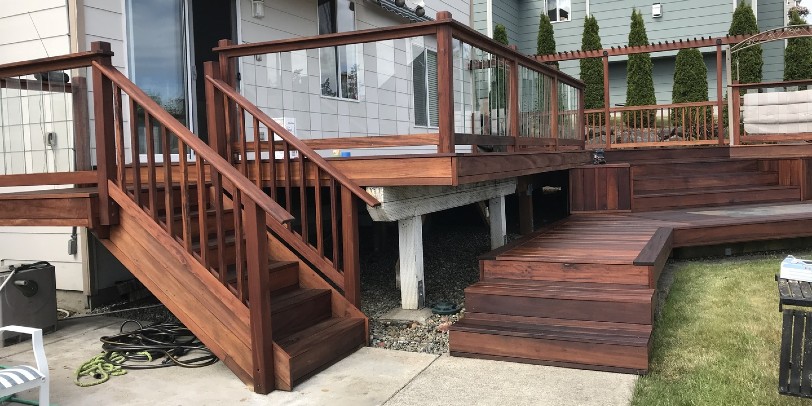 Learn more about deck stain, deck paint, and deck wood oil to find the perfect fit for your home.